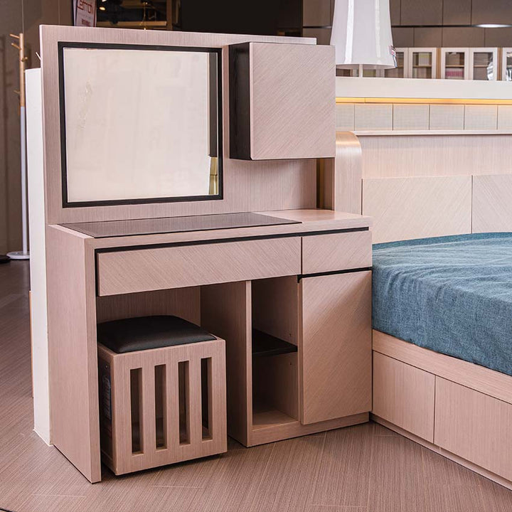 CRYSTAL custom-made dressing table and chair